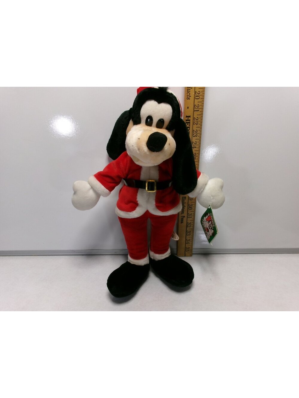 Vintage Disney Goofy Santa Plush Macy's Exclusive with Tags